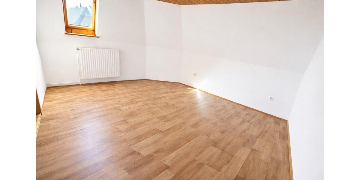 Etagenwohnung Glückstadt - 4.5 Zimmer, 103 m&sup2;, 1.100&euro; | Angebot:26223749