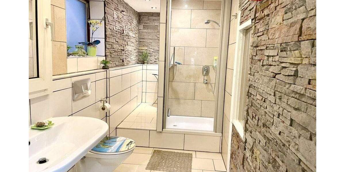 Mehrfamilienhaus, Wohnhaus Pfaffenhofen an der Ilm Pfaffenhofen a d Ilm - 7 Zimmer, 332 m&sup2;, 1.195.000&euro; | Angebot:25909297