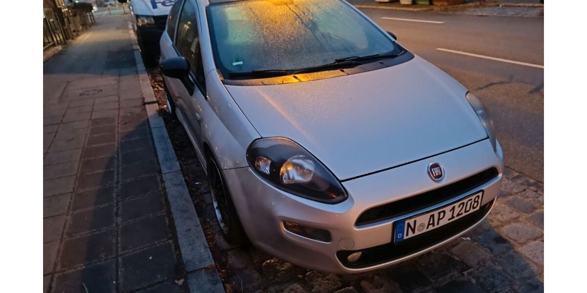 Fiat Punto 81.000 km 4.599 &euro; Nürnberg 90451