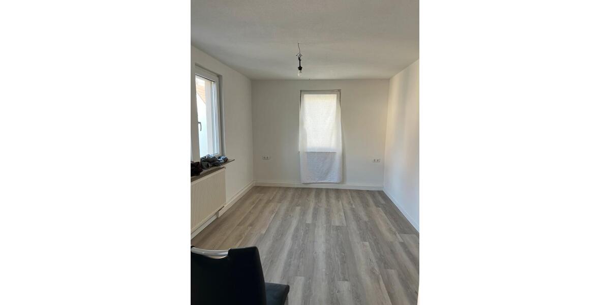 Etagenwohnung Heilbronn Böckingen - 5 Zimmer, 115 m&sup2;, 1.350&euro; | Angebot:24588316