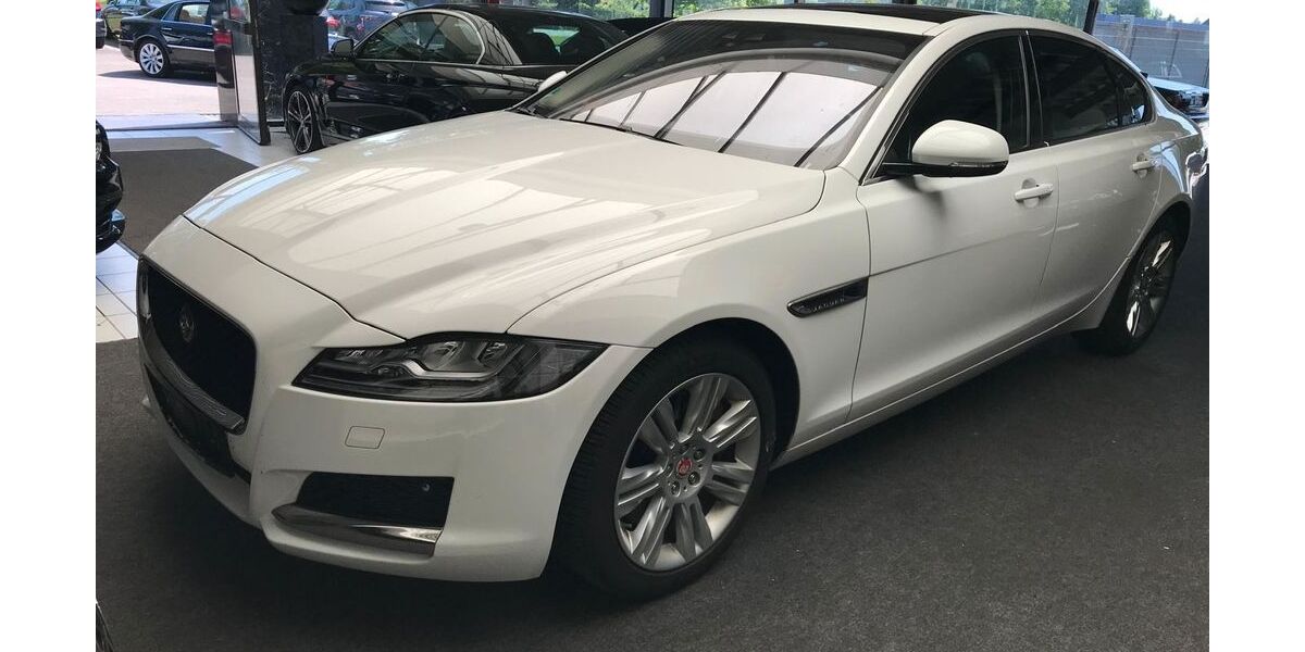 Jaguar XF 63.500 km 18.990 &euro; Minden 32425