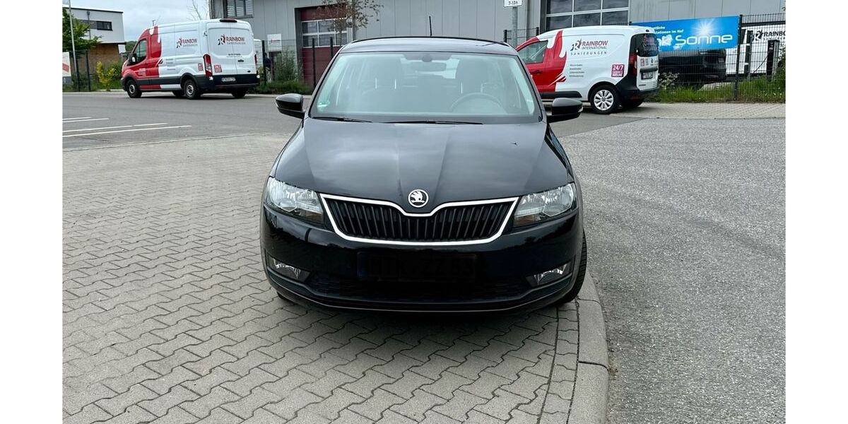 Skoda Rapid 91.000 km 9.900 &euro; Kelkheim 65779