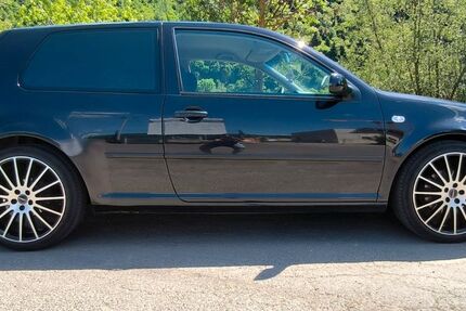 VW Golf 220.000 km 2.300 &euro; Zell (Mosel) 56856