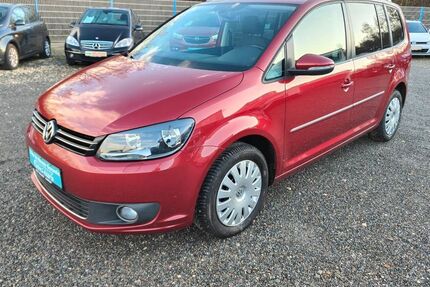 VW Touran 136.000 km 9.995 &euro; Reutlingen 72766