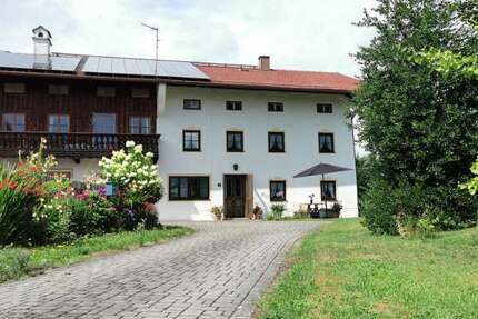 Haus Palling - 14 Zimmer, 510 m&sup2;, 1.250.000&euro; | Angebot:25414595