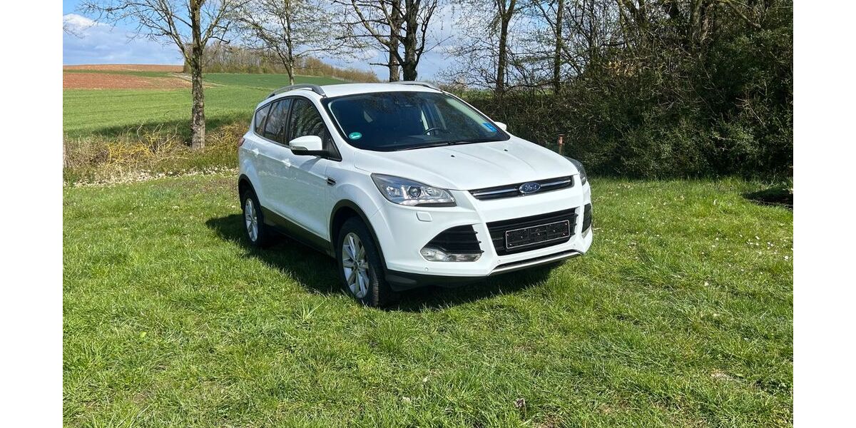 Ford Kuga 68.070 km 15.300 &euro; Lehmen 56332