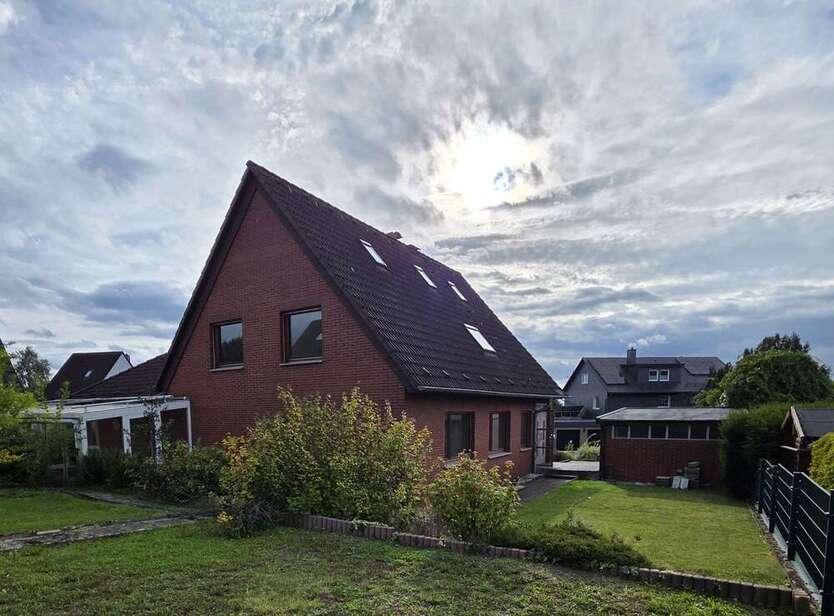 Haus zum Kaufen in Velbert 695.000 € 199.24 m²
