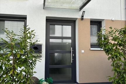 Haus Grenzach-Wyhlen Wyhlen - 4.5 Zimmer, 120 m&sup2;, 1.950&euro; | Angebot:25551384