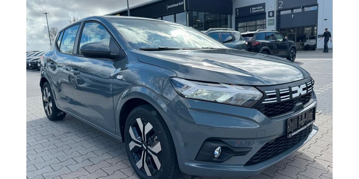 Dacia Sandero 5.700 km 17.990 &euro; Wiesmoor 26639