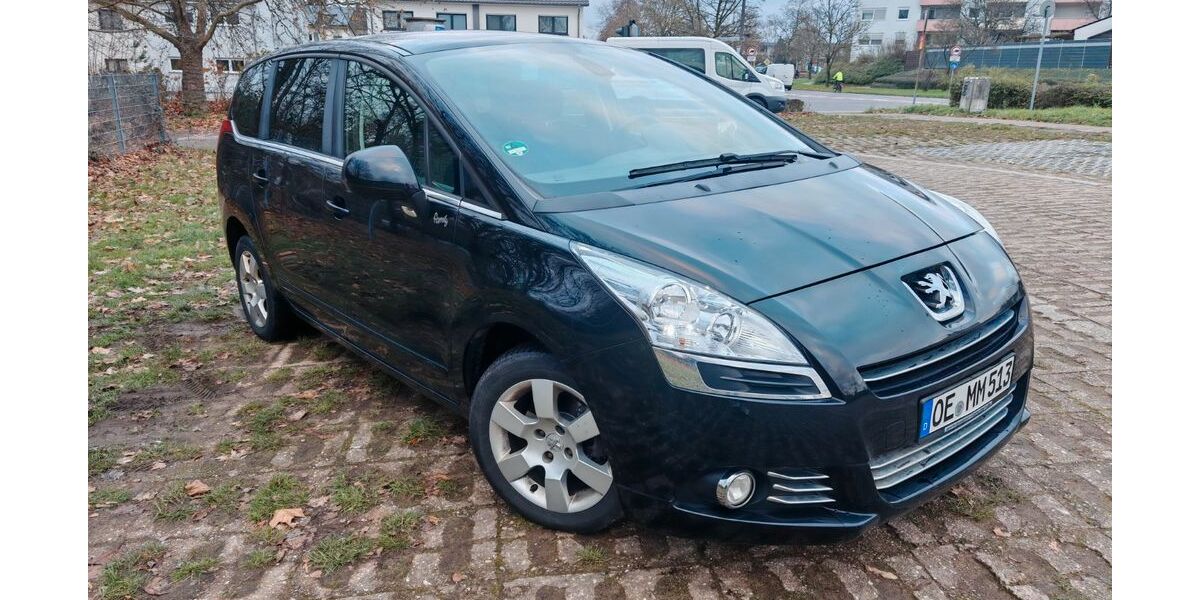 Peugeot 5008 215.865 km 3.690 &euro; Saarlouis 66740