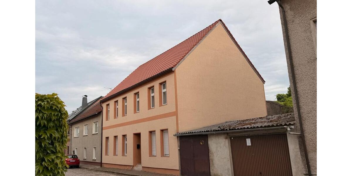 Mehrfamilienhaus, Wohnhaus Sonnewalde - 10 Zimmer, 240 m&sup2;, 325.000&euro; | Angebot:26680438