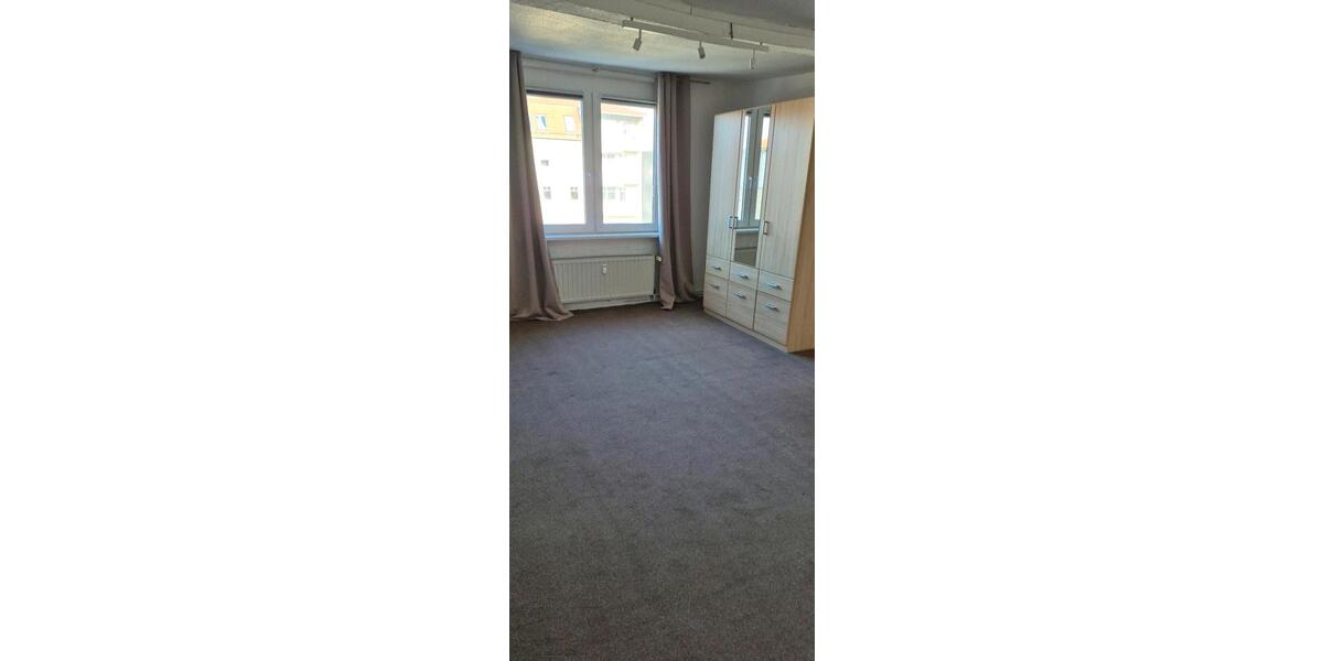 Dachgeschoßwohnung Mühlhausen (Thüringen) - 2 Zimmer, 50 m&sup2;, 250&euro; | Angebot:26339584