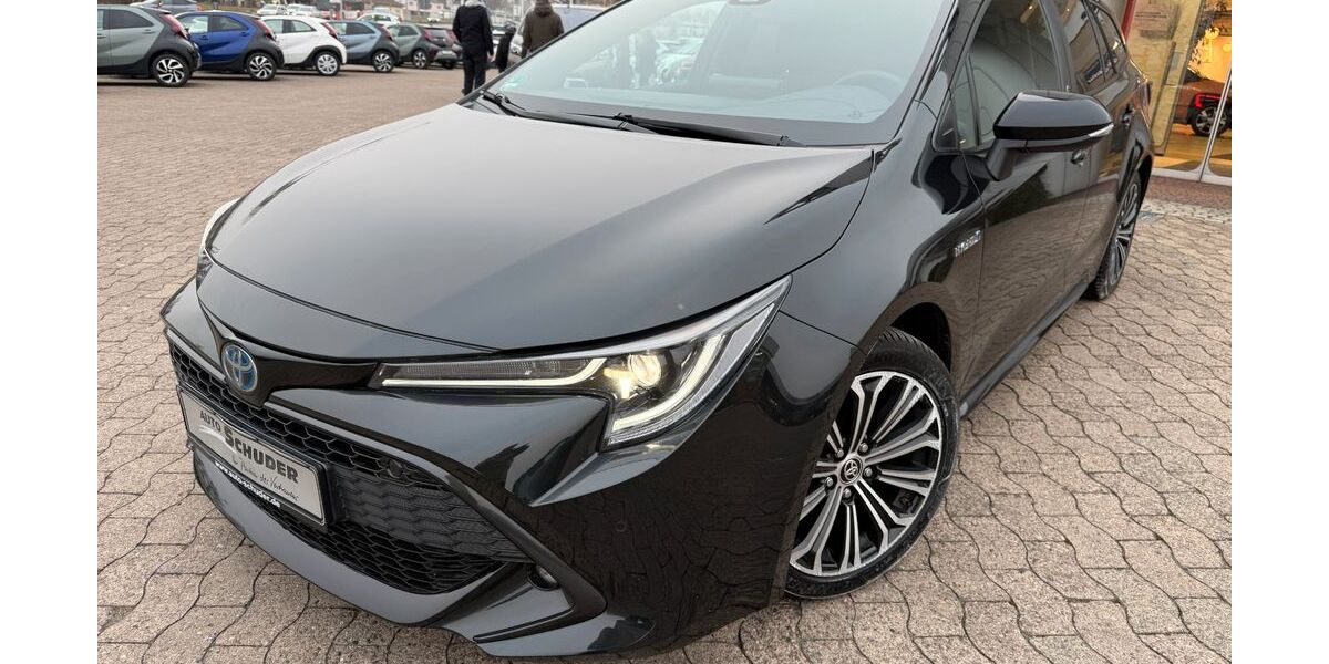 Toyota Corolla 56.200 km 22.900 &euro; Hildesheim 31137