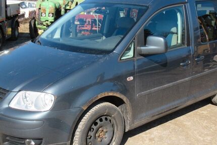 VW Caddy 316.000 km 2.450 &euro; Eisfeld 98673