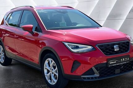 Seat Arona 27.160 km 18.990 € Dortmund 44263