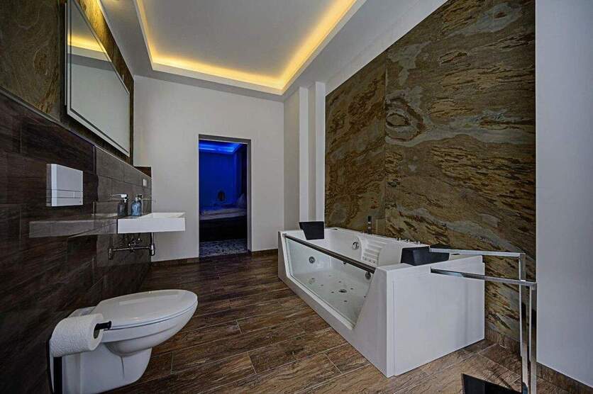 Stilvolles Hotel mit 22 Zimmern in zentraler Lage - vielseitig nutzbar & sofort verfügbar! 2 zimmer