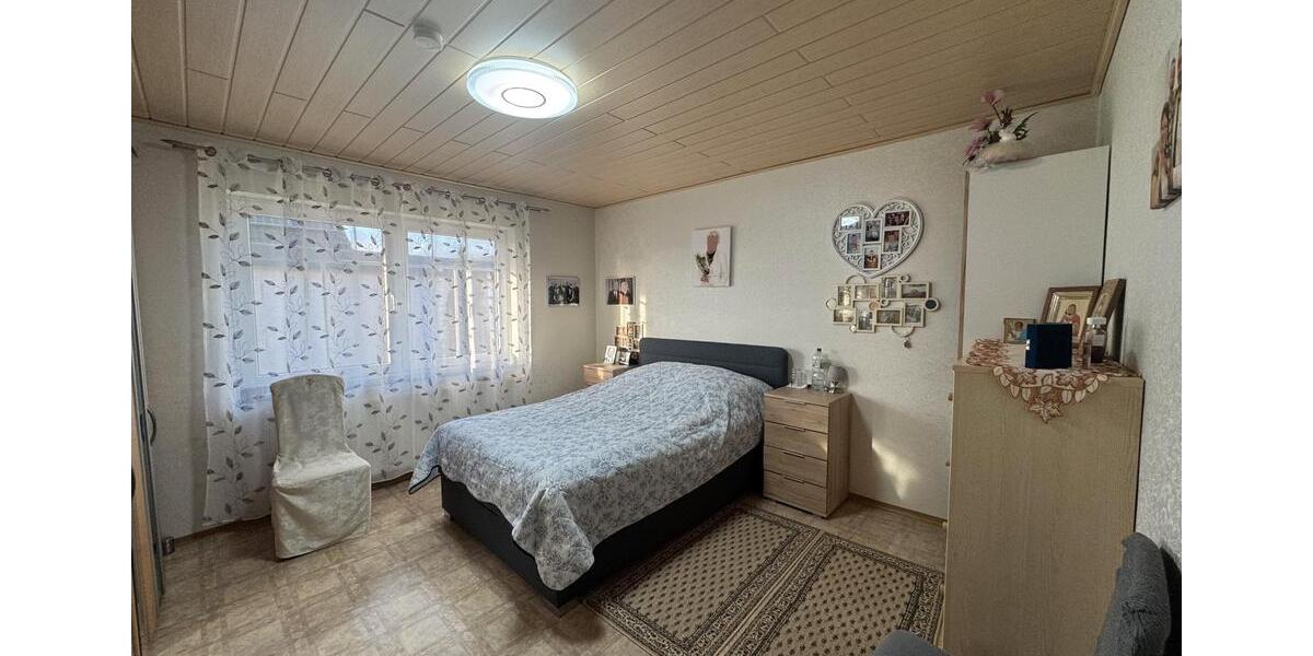 Mehrfamilienhaus, Wohnhaus Haina (Kloster) - 5 Zimmer, 166 m&sup2;, 1.600&euro; | Angebot:26319502
