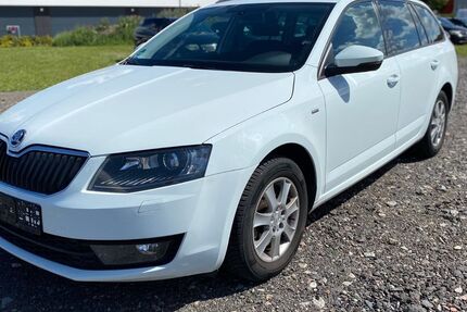Skoda Octavia 224.305 km 6.790 &euro; Rostock 18107