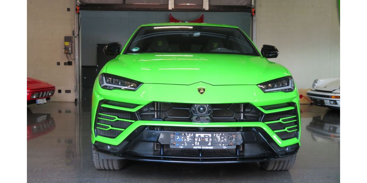 Lamborghini Urus 13.000 km 270.011 &euro; Welden OT Welden b Augsburg 86465