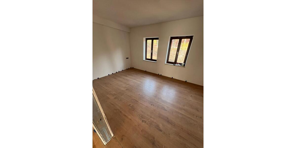 Erdgeschoßwohnung Neustadt an der Aisch - 3.5 Zimmer, 95 m&sup2;, 950&euro; | Angebot:25529685
