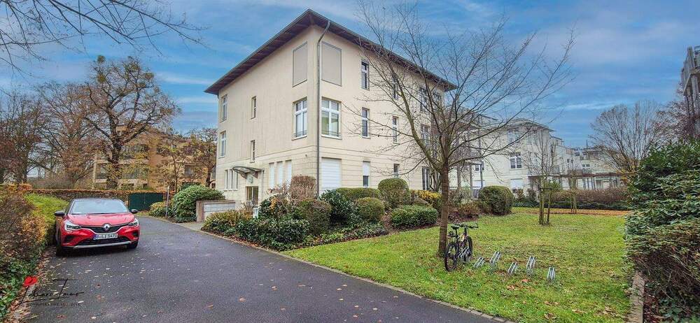 Wohnen am Tiefen See - 2-Zimmer-Wohnjuwel mit Balkon & Tiefgaragenstellplatz 2 zimmer