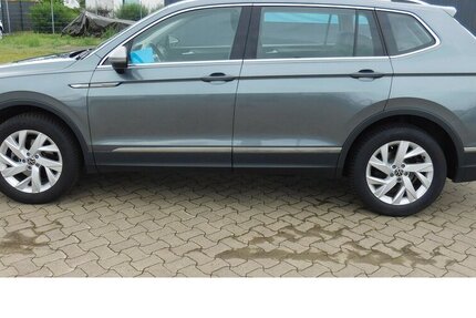 VW Tiguan Allspace 1.5 TSI Life 7 Sitze Navi DSG 30.700 km 28.990 &euro; Vordorf 38533