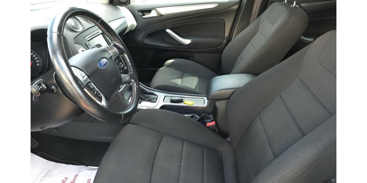 Ford Mondeo 2.0TDCi AUTOMATIC-PROBLEME NAVI XENON PDC B 143.215 km 7.000 &euro; Köln 50858