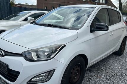 Hyundai i20 149.844 km 3.900 &euro; Versmold 33775