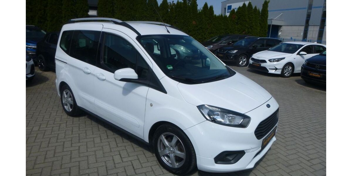 Ford Tourneo Courier 60.570 km 11.770 &euro; Falkensee 14612