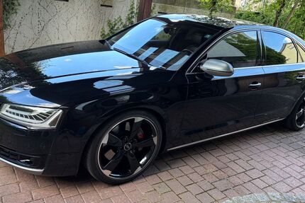 Audi A8 286.000 km 28.000 &euro; Niefern-Öschelbronn 75223