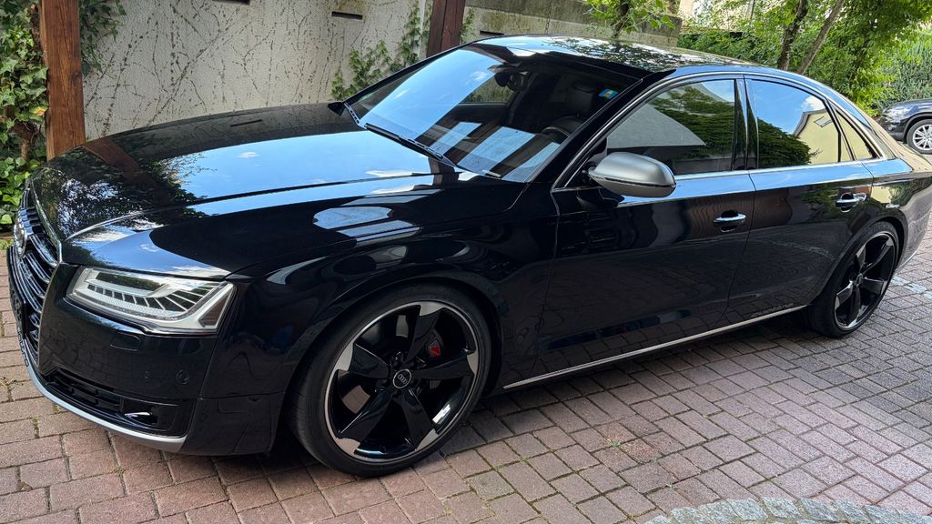 Audi A8 286.000 km 28.000 &euro; Niefern-Öschelbronn 75223