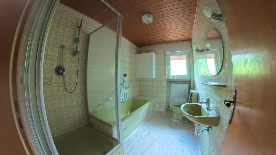 Einfamilienhaus Büdingen - 8 Zimmer, 178 m&sup2;, 395.000&euro; | Angebot:27084213