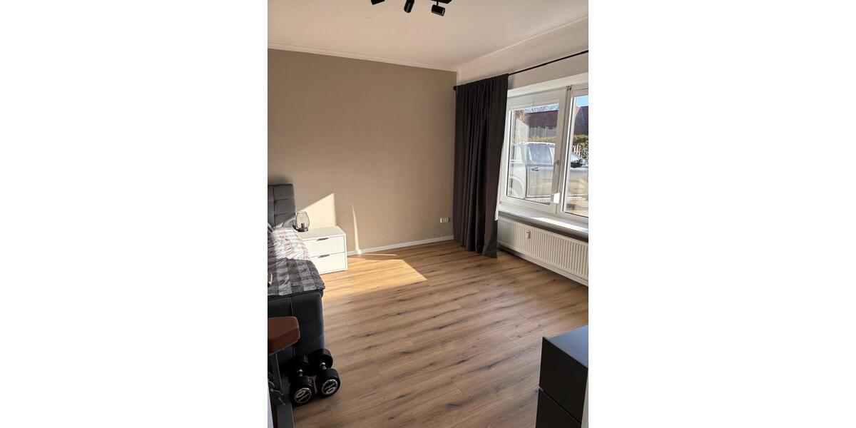 Erdgeschoßwohnung Varel - 3 Zimmer, 89 m&sup2;, 850&euro; | Angebot:26239088