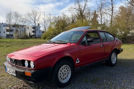 Alfa Romeo Alfetta 60.500 km 14.200 &euro; Kassel 34123