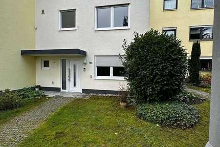 Haus zum Kaufen in Wiesbaden 850.000 € 200.57 m² 5 zimmer