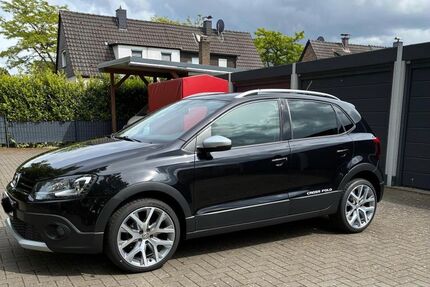 VW Polo 103.900 km 11.490 &euro; Dinslaken 46535