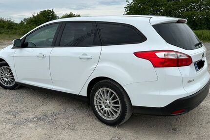 Ford Focus 192.500 km 3.700 &euro; Aschaffenburg 63739