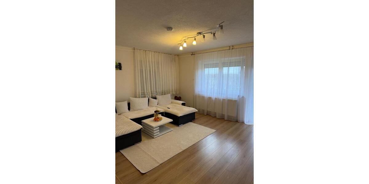 Erdgeschoßwohnung Mengen - 3 Zimmer, 70 m&sup2;, 165.000&euro; | Angebot:27096365