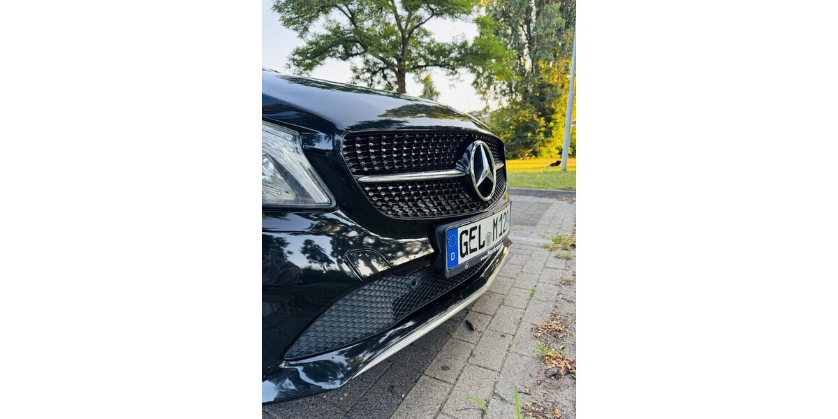 Mercedes-Benz A 180 126.065 km 14.900 &euro; Geldern 47608