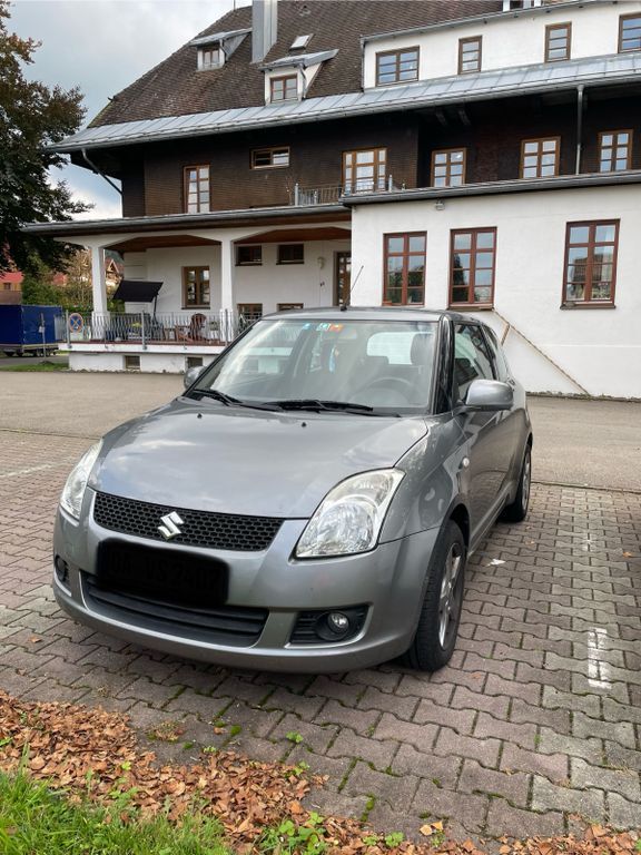Suzuki Swift 131.000 km 1.300 € Weiler 88171