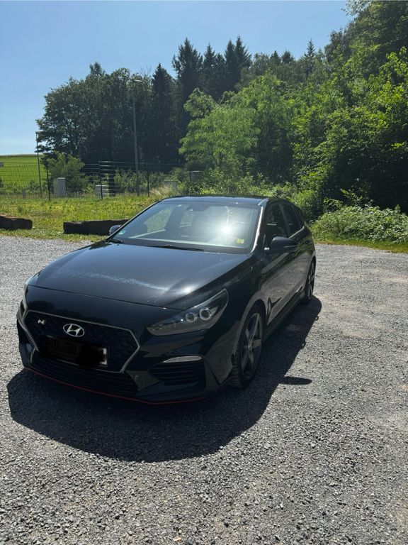 Hyundai i30 144.000 km 17.000 € Schönbrunn 69436