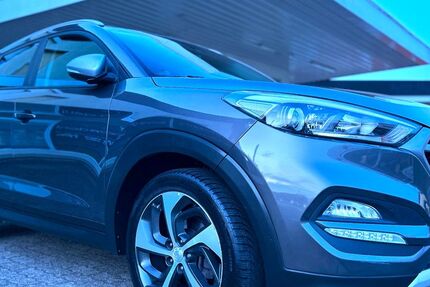 Hyundai TUCSON 110.000 km 17.300 &euro; Losheim am See 66679