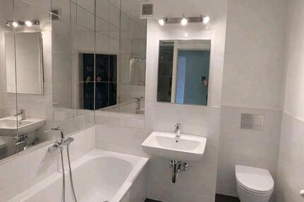 Sanierte Moderne 3-Zimmer-Wohnung mit Balkon& Einbauküche 3 zimmer