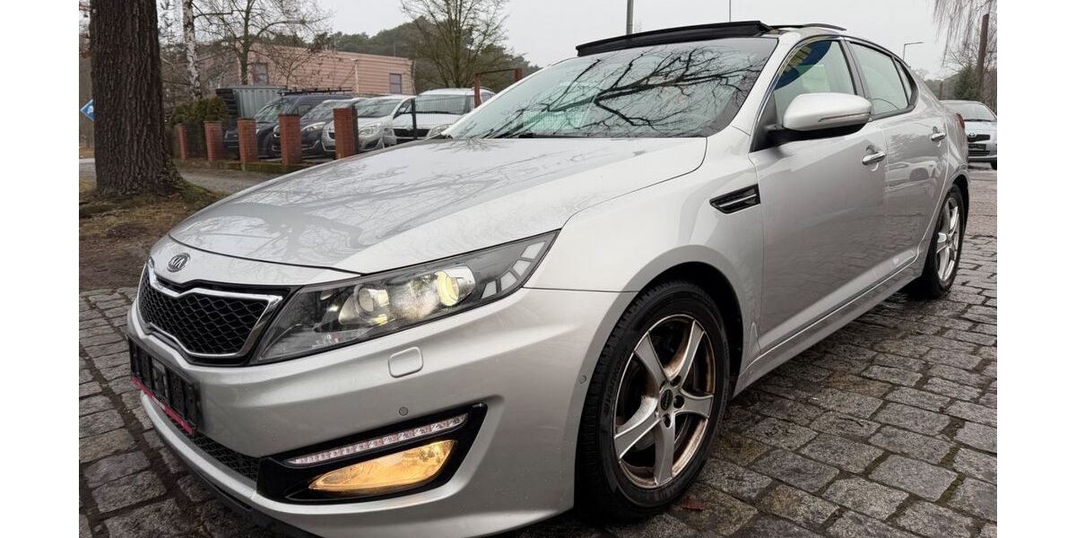 Kia Optima 201.000 km 6.699 &euro; berlin 12527