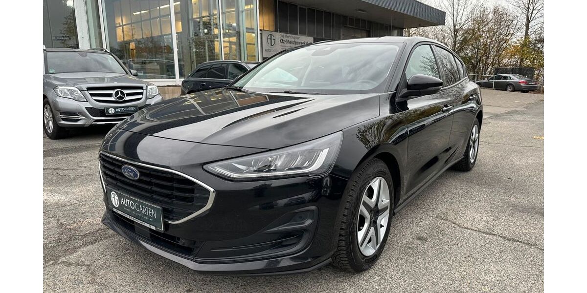 Ford Focus 112.000 km 13.950 € Paderborn 33106