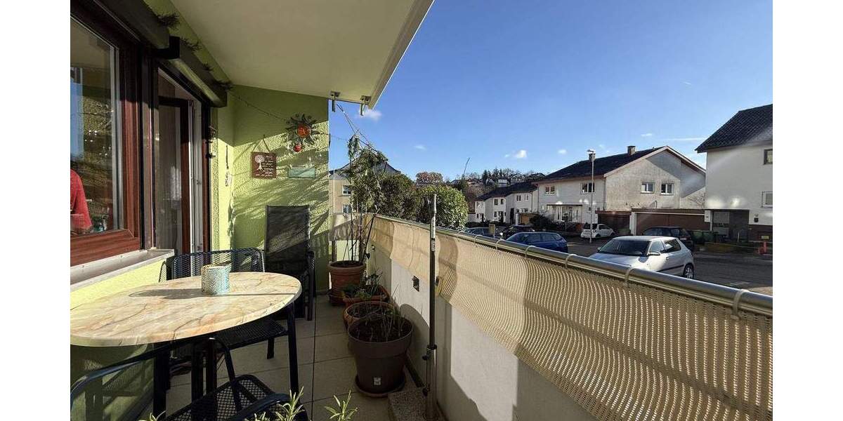 Etagenwohnung Oberderdingen - 3 Zimmer, 85 m&sup2;, 219.000&euro; | Angebot:24520041