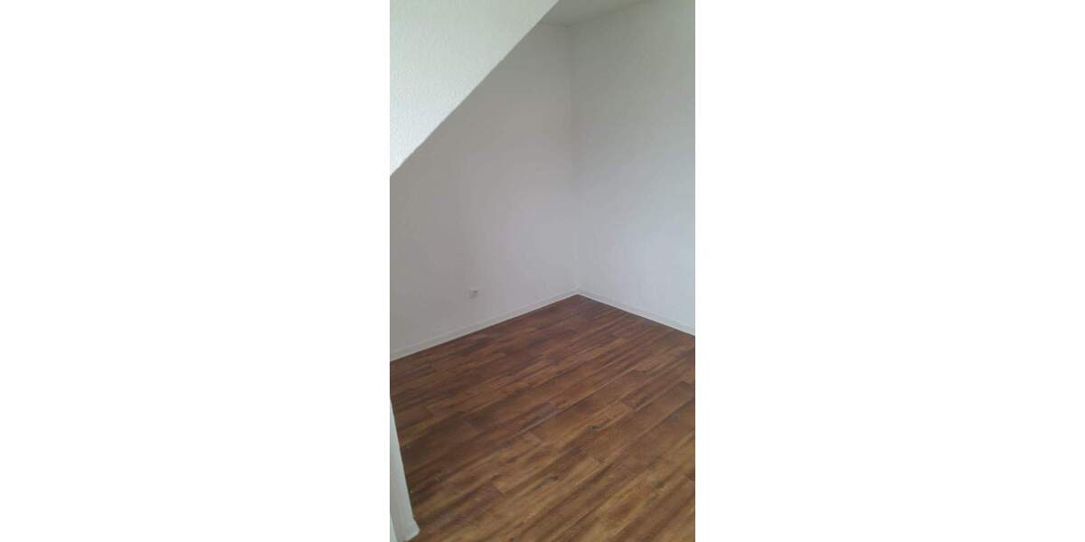 Etagenwohnung Dollern - 4 Zimmer, 85 m&sup2;, 890&euro; | Angebot:25878435