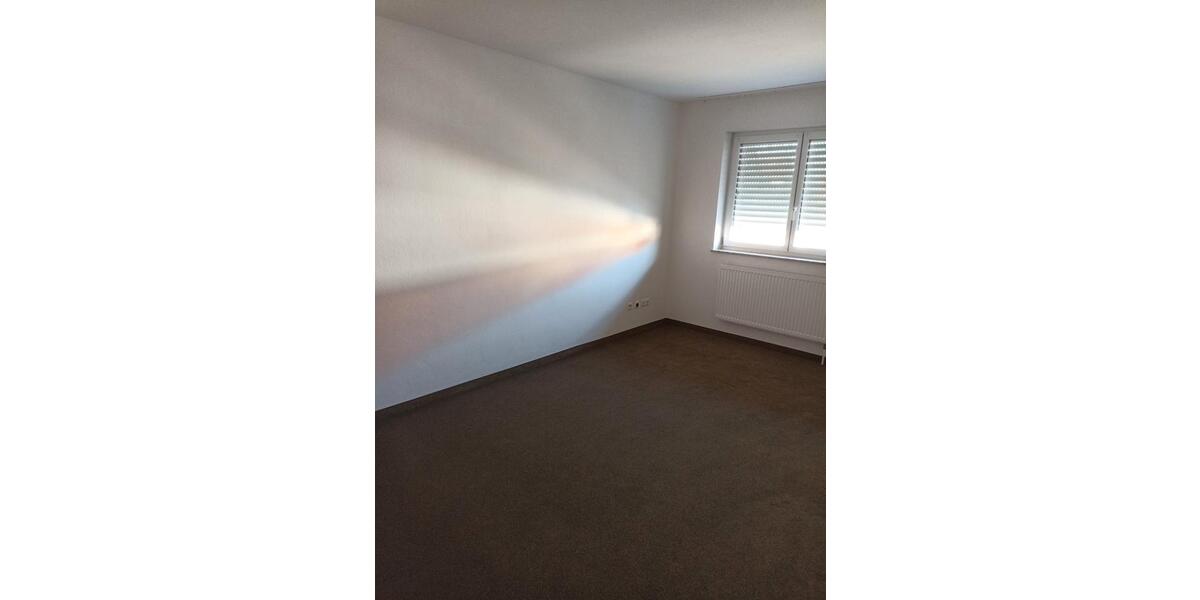 Doppelhaushälfte Vilseck - 9 Zimmer, 138 m&sup2;, 280.000&euro; | Angebot:27110725
