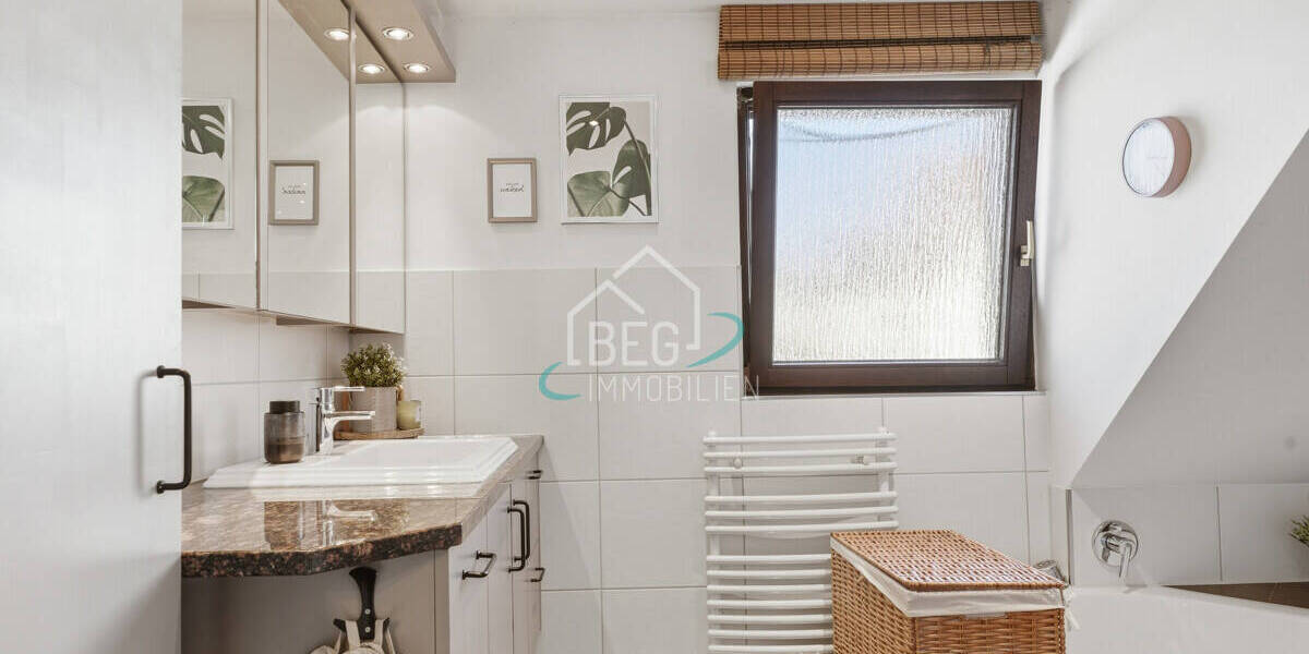 Reihenmittelhaus Waiblingen Neustadt - 4 Zimmer, 135 m&sup2;, 595.000&euro; | Angebot:26242328