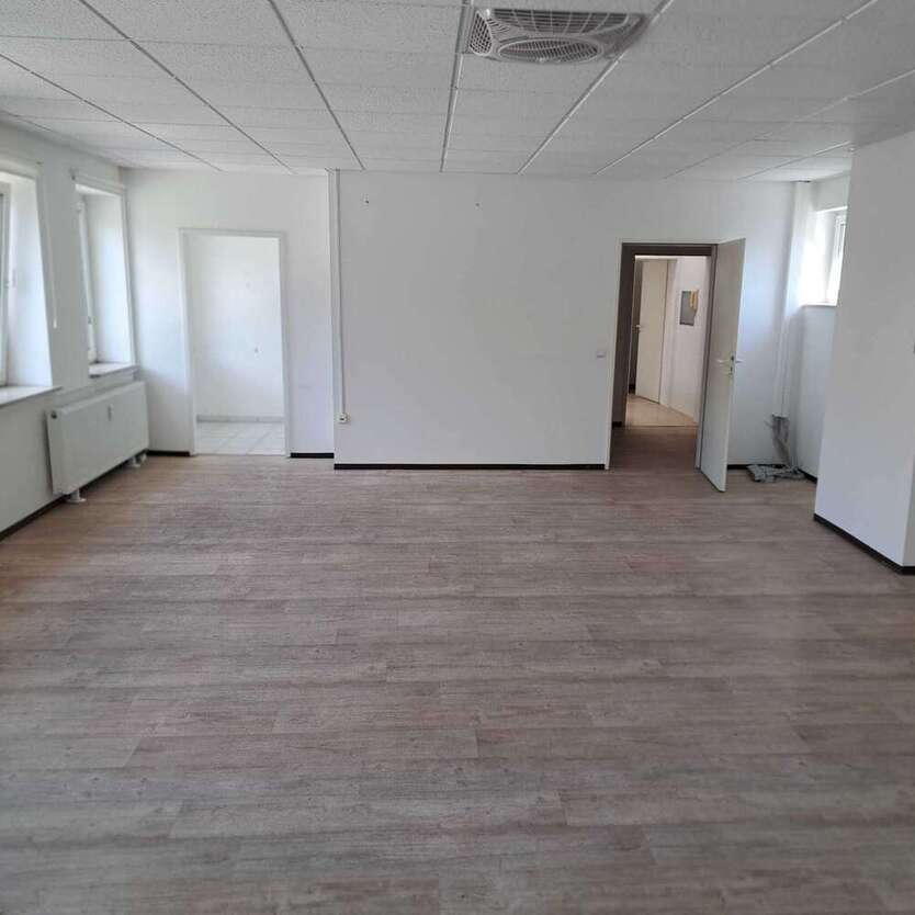 Büro in Leipzig 1.270 € 127.1 m²